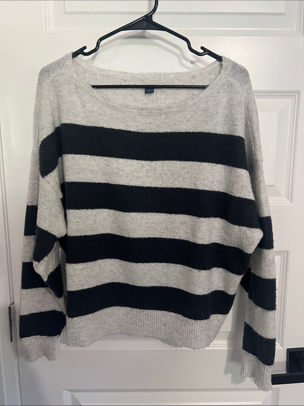 American Eagle Outfitters Black and Light Gray Striped Scoop Neck Sweater